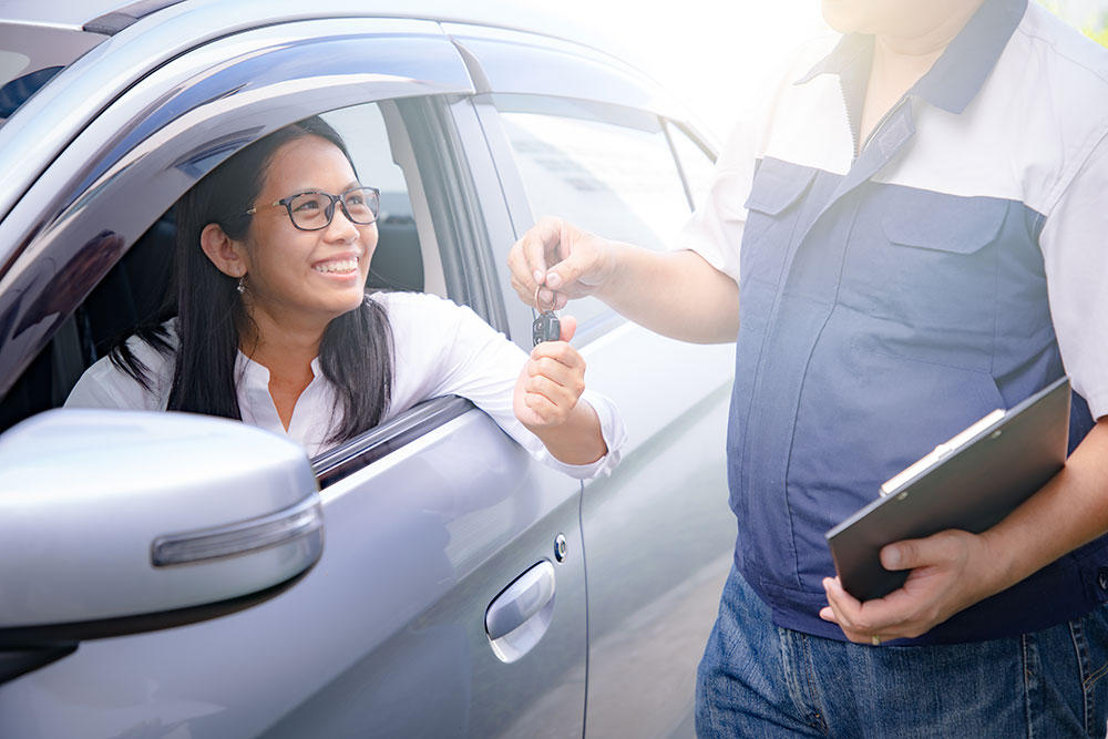 Car driver happy to get her keys back